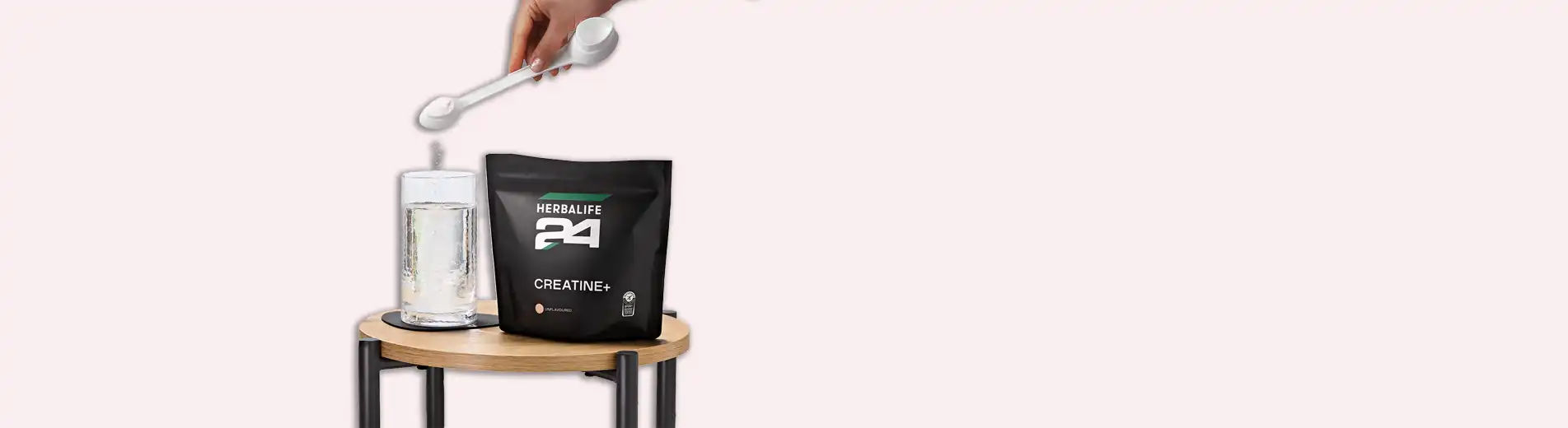 Kreatin Pulver von Herbalife für effektives Muskelwachstum und mehr Energie beim Training.